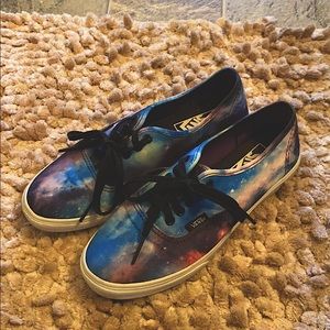 Vans class is style - space